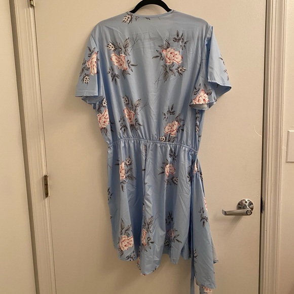 Light blue floral skort wrap romper with skirt - Picture 8 of 8